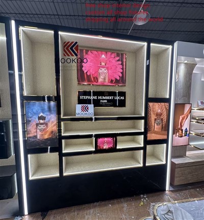 Kvepalų baro ekranas „Duty Free Shop“