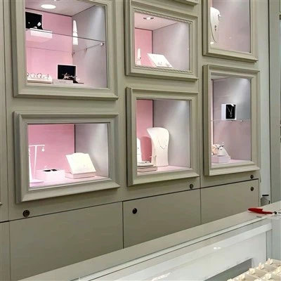 Medinių baldų krepšio vitrina