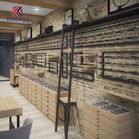 Vintažiniai mediniai ir metaliniai akiniai nuo saulės, vitrinų dizaino akinių kiosko vitrina