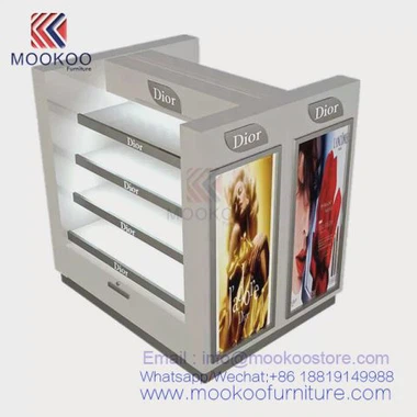 Profesionalus aukštos kokybės kosmetikos vitrina